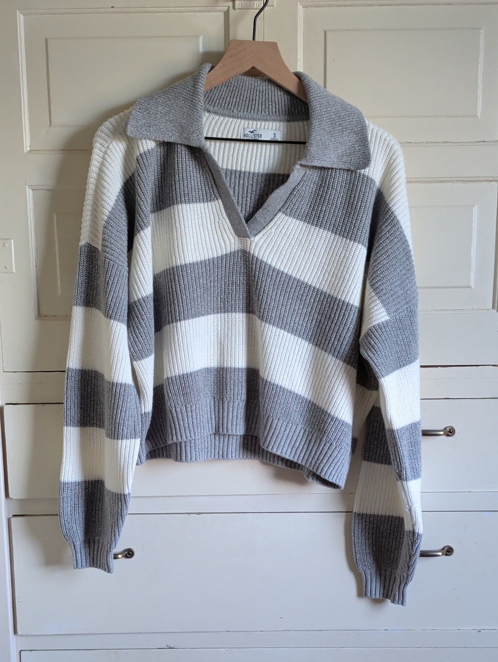 Hollister Gray & White Striped V-Neck Collared Sweater